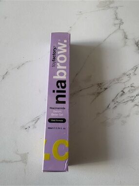 to/Factory NiaBrow Niacinamide Serum Brow Gel - Clear